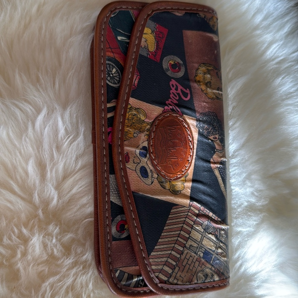 Vintage Nicole Miller Barbie glasses case